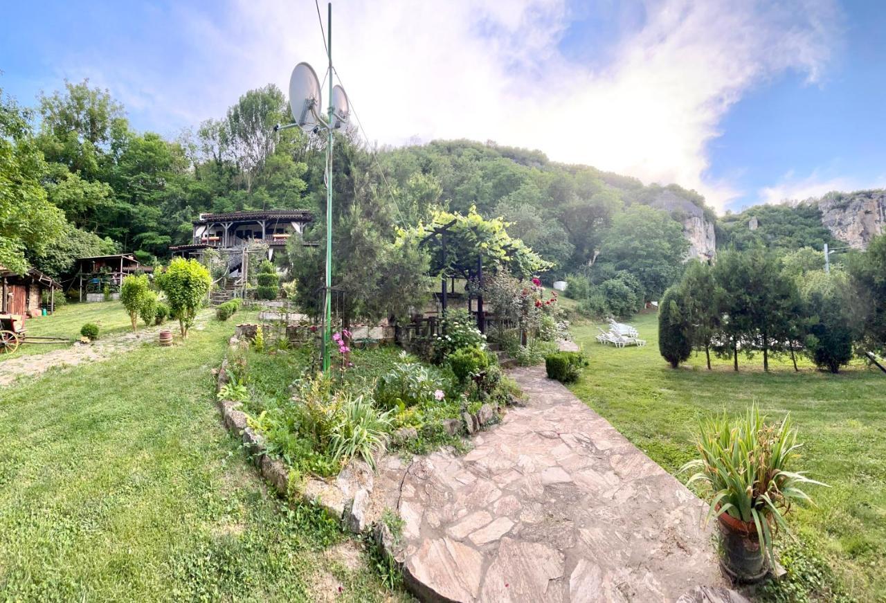 Milkovata Guest House Koshov Dış mekan fotoğraf