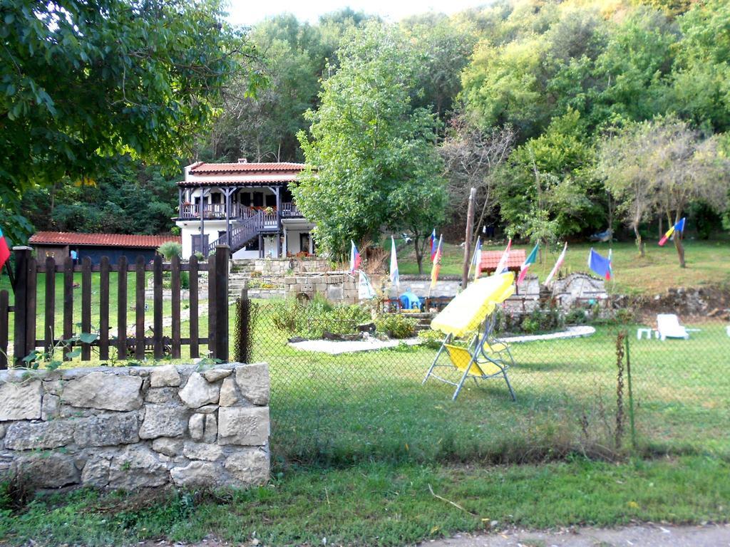 Milkovata Guest House Koshov Dış mekan fotoğraf